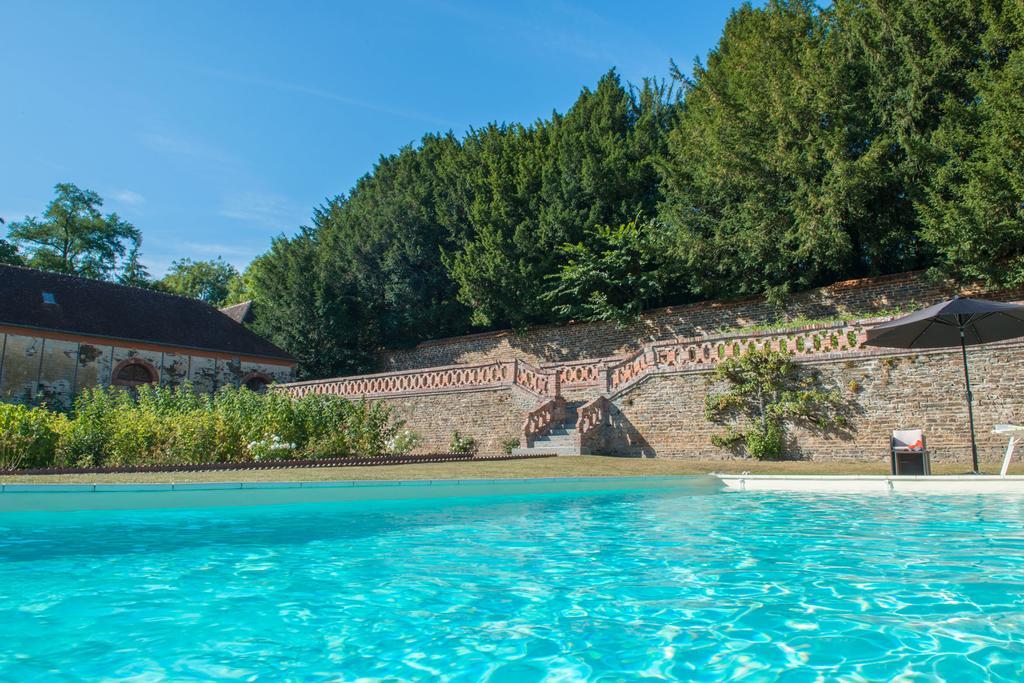 Le Manoir De Benedicte B&B Cahan Eksteriør bilde