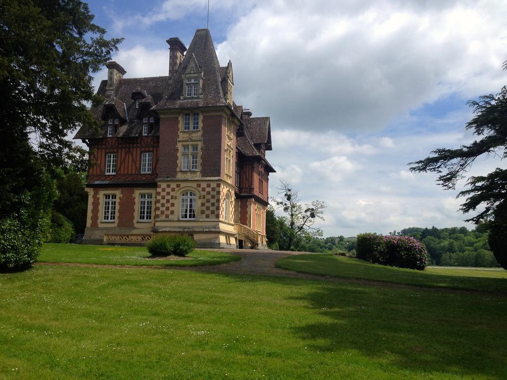 Le Manoir De Benedicte B&B Cahan Eksteriør bilde