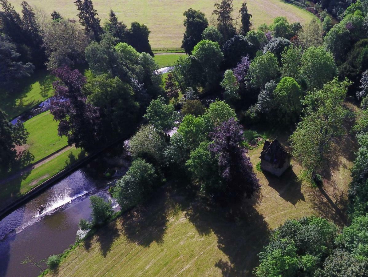 Le Manoir De Benedicte B&B Cahan Eksteriør bilde