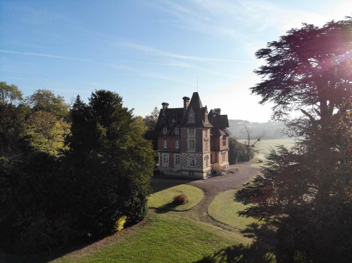 Le Manoir De Benedicte B&B Cahan Eksteriør bilde